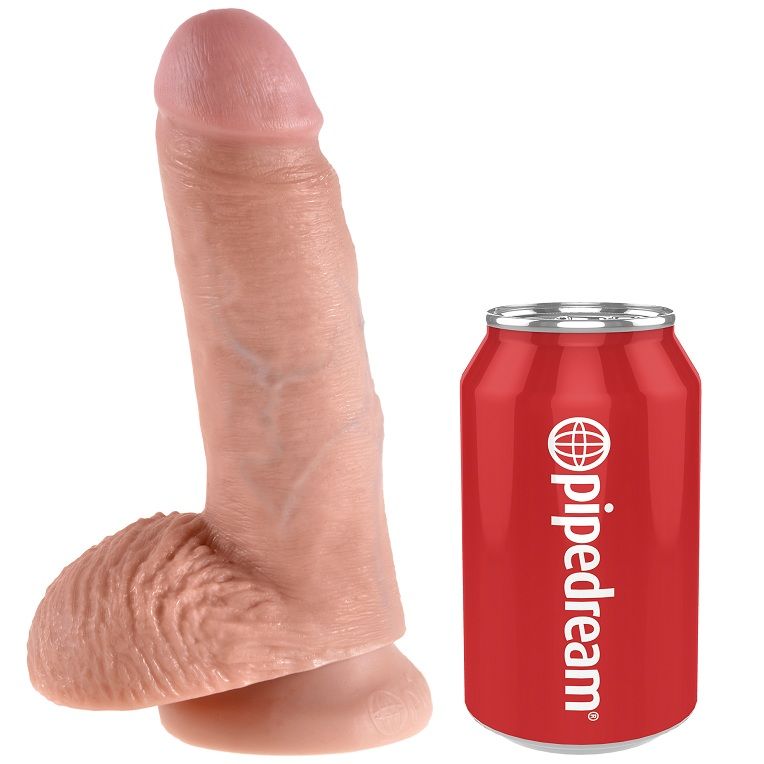 Dildo KING COCK z przyssawką i jądrami, 17,8 cm