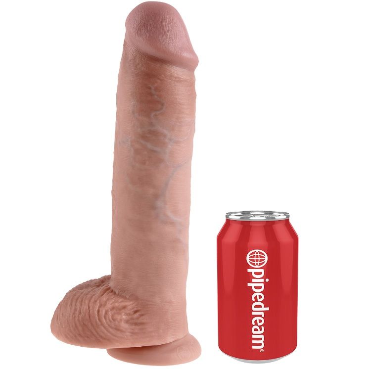 Dildo KING COCK z jądrami, w kolorze skóry, 28 cm